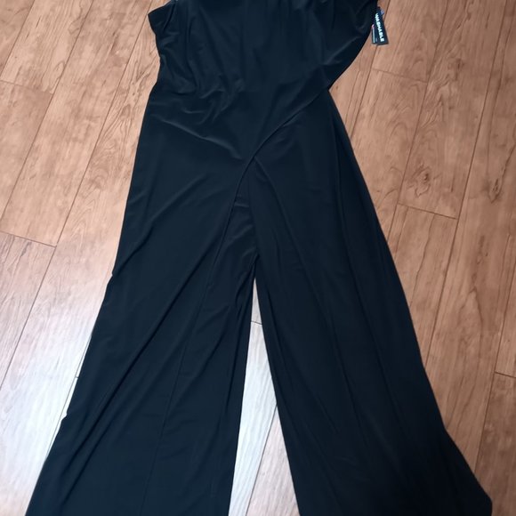 R & M RICHARDS Asymmetric Jumpsuit with Overlay and Rhinestone Shoulder Strap - Picture 4 of 9